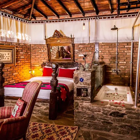 Stonehouse Selcuk