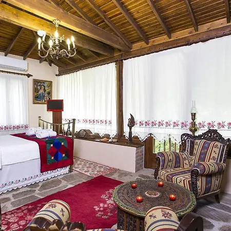 Stonehouse Guest house *