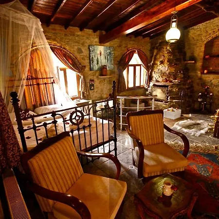 Stonehouse * Selcuk