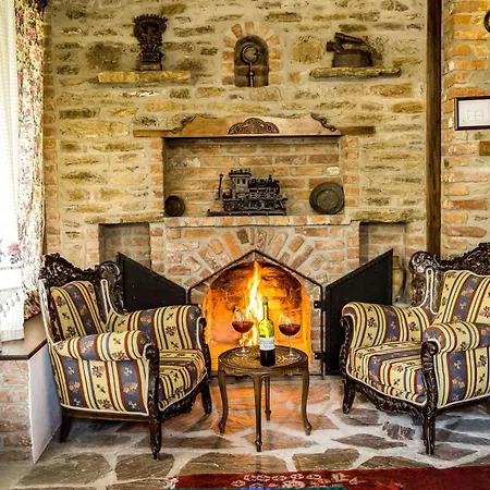 Stonehouse Gæstehus 4*