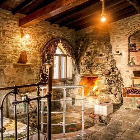 Stonehouse Gæstehus 4*